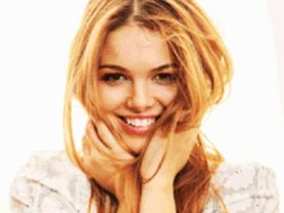 Φυσικά ίσια μαλλιά σε 4 βήματα